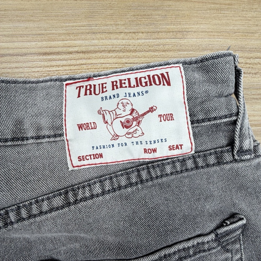 NWT Men's True Religion Ricky Straight Raw Hem Gray Cut Off Shorts Size 30 - Picture 6 of 9